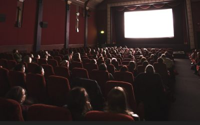 Die Jahrgangsstufe 9 zu Besuch im Kino